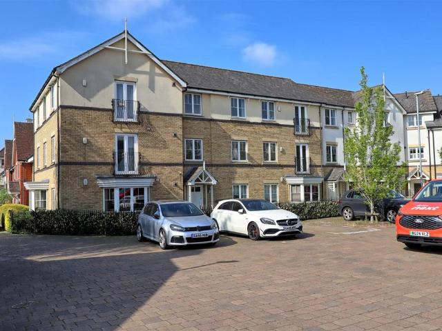 Flat for sale in Great and Little Leighs, Chelmsford