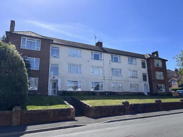 Flat for sale in Bournemouth