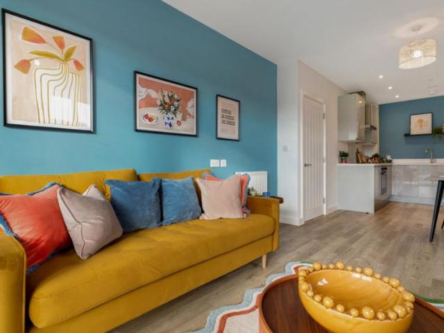 Flat for sale in London Borough of Croydon, Purley