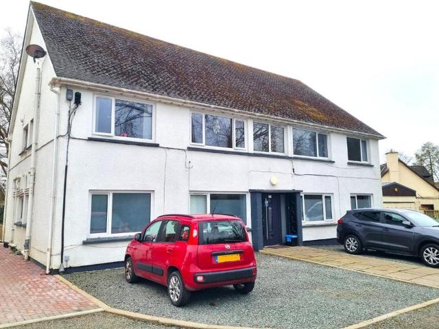 Flat for sale in Waun Fawr, Wales