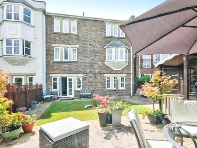 Flat for sale in No Place, Stanley