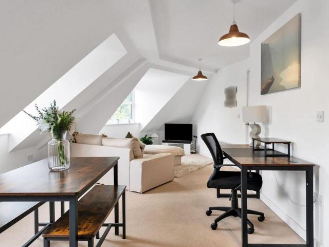 Flat for sale in King's Walden, Hertfordshire