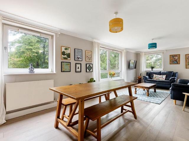 Flat for sale in Upper Sydenham, Greater London