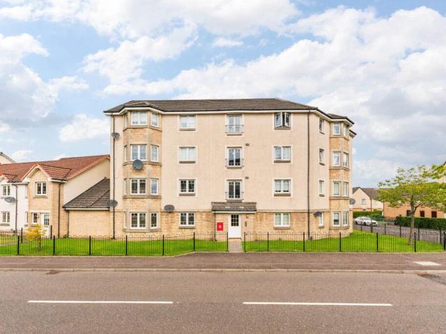 Flat for sale in Bathgate, Boghall