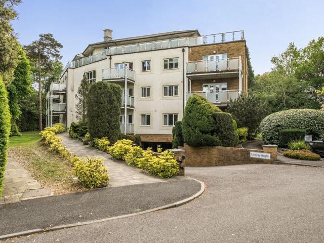 Flat for sale in St James, Sandown Park