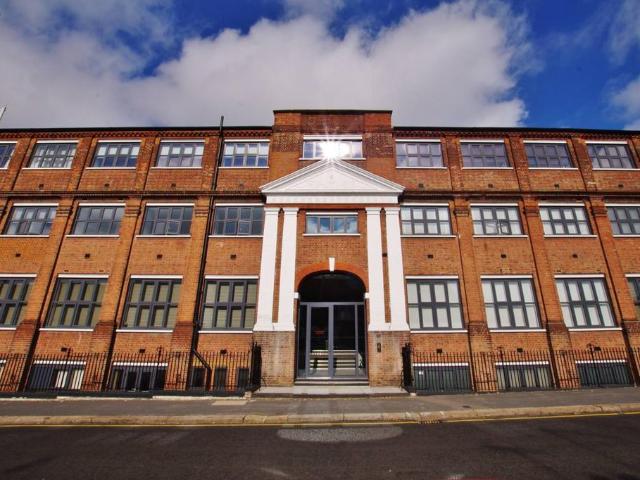 Flat for sale in Holywell Estate, North Watford