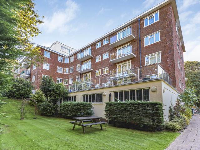 Flat for sale in West Cliff, Bournemouth
