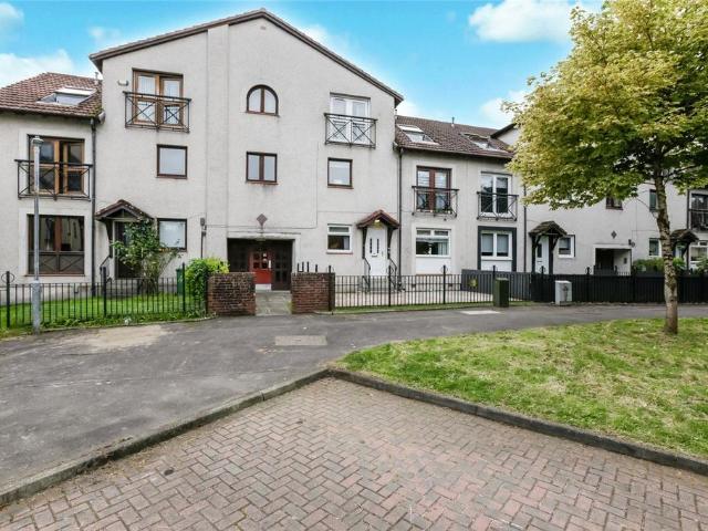 Flat for sale in Simshill, Carmunnock