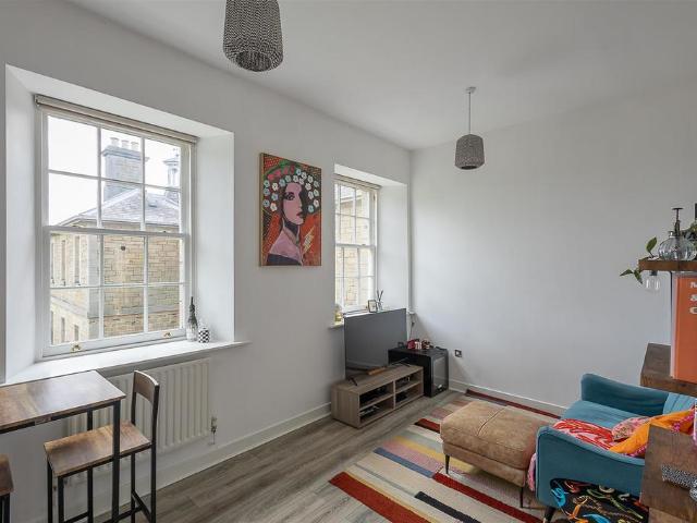 Flat for sale in Coxlodge, Tyne And Wear