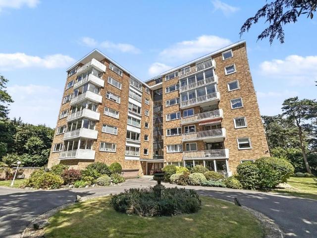 Flat for sale in Branksome Chine, Branksome Park