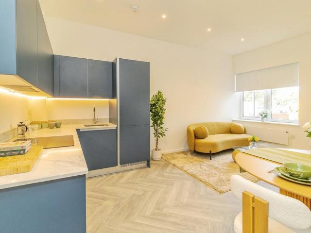 Flat for sale in Fenny Stratford, Milton Keynes