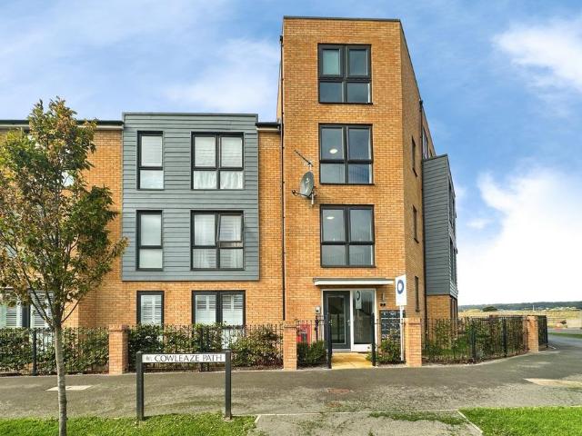 Flat for sale in Woolvers Hill, Banwell