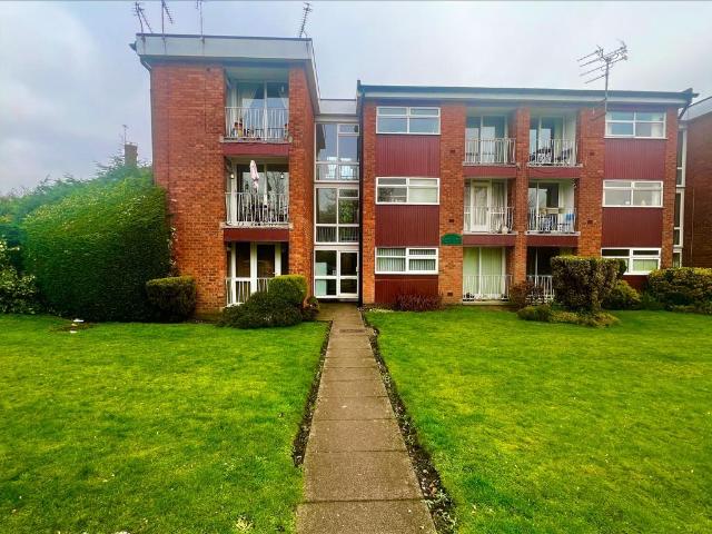 Flat for sale in West Bromwich, West Midlands