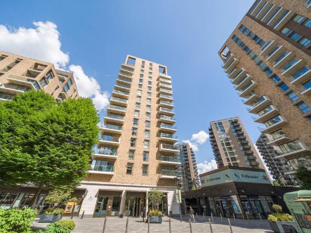 Flat for sale in Kidbrooke, Greater London