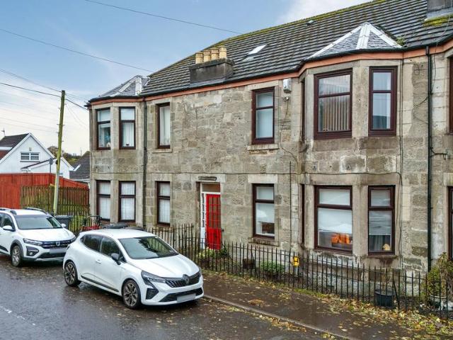 Flat for sale in Neilston, East Renfrewshire