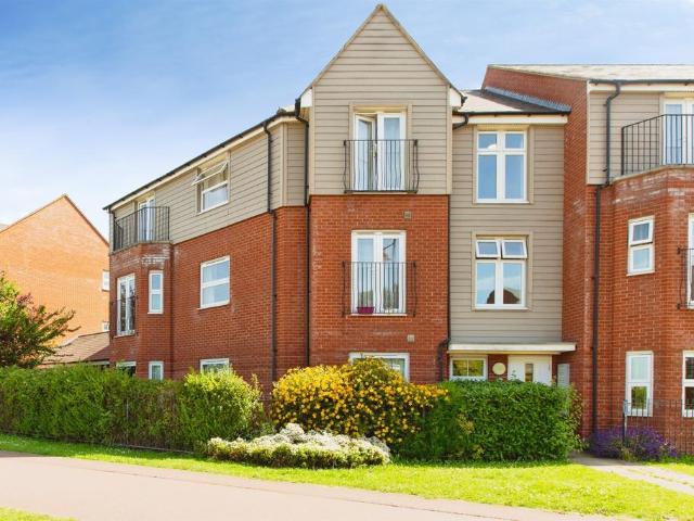 Flat for sale in Arrington, Cambridgeshire