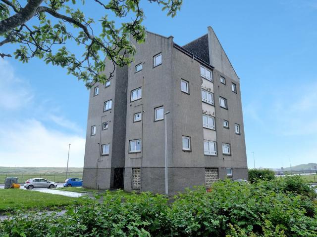 Flat for sale in Ballindoch, Scotland