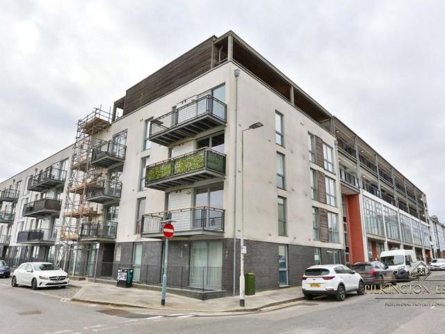 Flat for sale in Stonehouse, Mount Wise