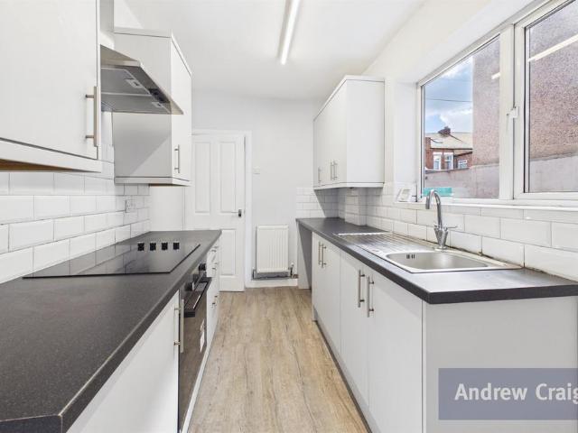 Flat for sale in Westoe, South Shields