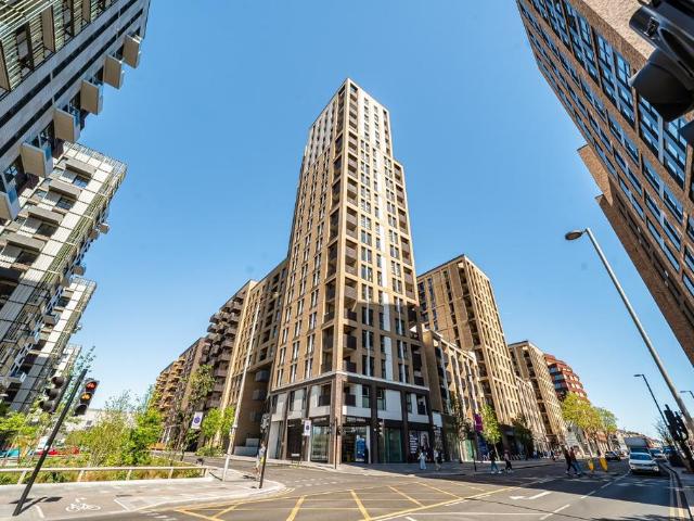 Flat for sale in Greater London