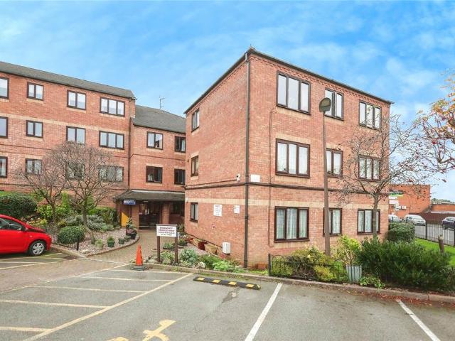 Flat for sale in Bearwood, West Midlands
