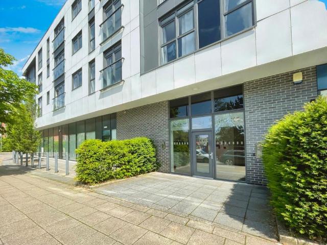 Flat for sale in Georgia, Greater Manchester