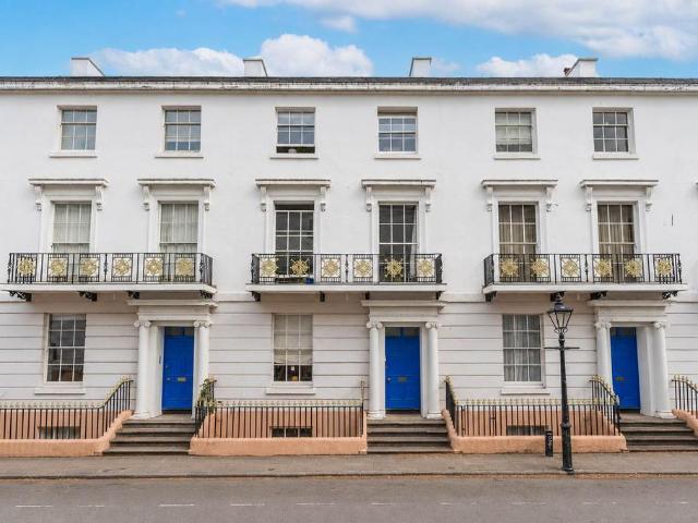 Flat for sale in Stow Hill, Wales