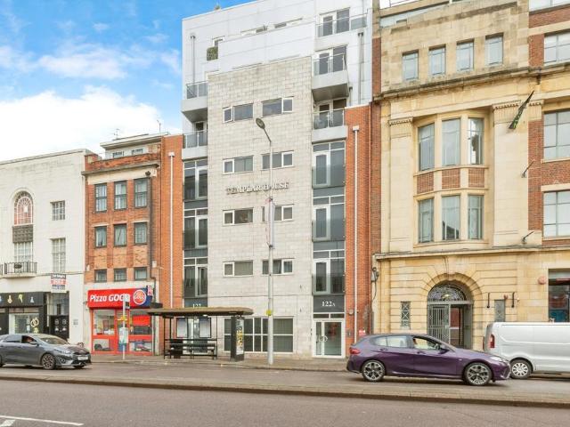 Flat for sale in St Matthew's, Old Wharf