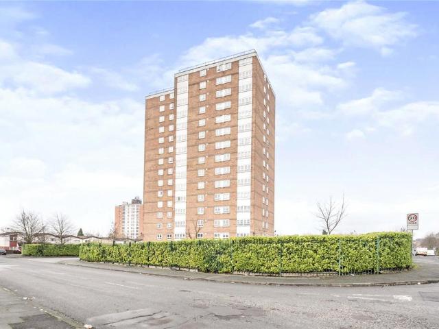 Flat for sale in Salford, Greater Manchester
