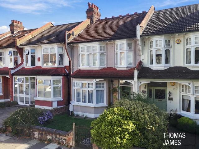 Flat for sale in London Borough of Enfield, Greater London