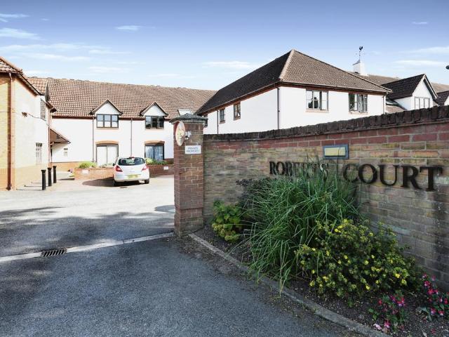 Flat for sale in Meadgate, Chelmsford