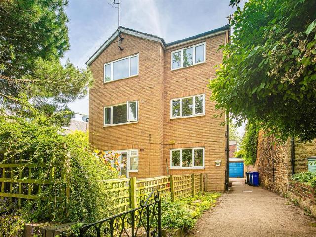 Flat for sale in Heeley Bottom, South Yorkshire