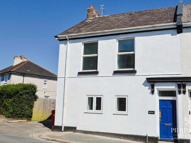Flat for sale in Mount Wise