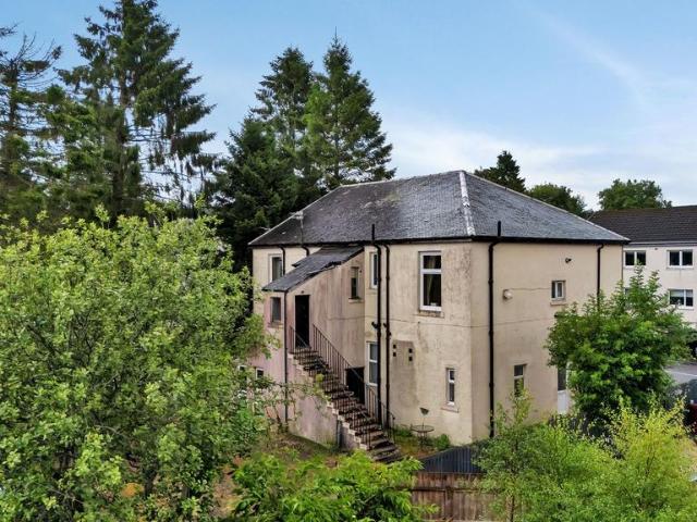 Flat for sale in Strathaven, Scotland
