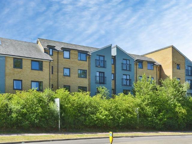 Flat for sale in Wolverton and Greenleys, Old Wolverton