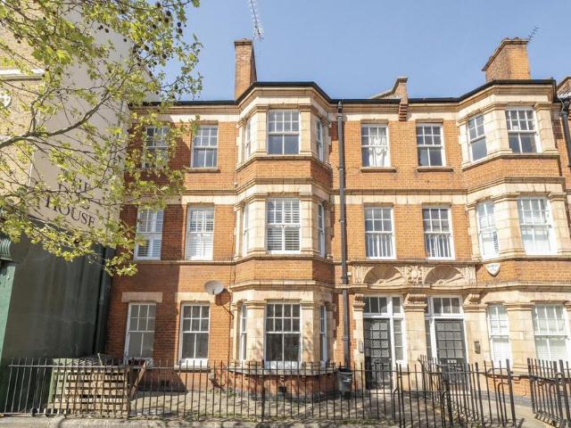 Flat for sale in Kennington, Isle Of Man