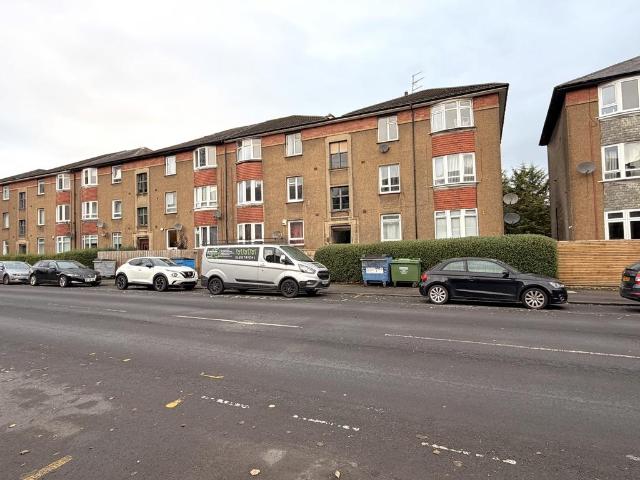 Flat for sale in Claythorn, Glasgow