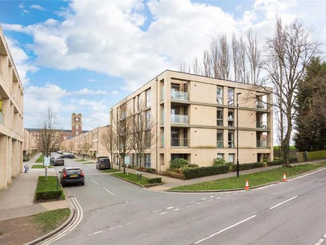 Flat for sale in High Field, York
