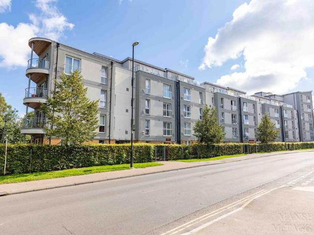 Flat for sale in Glynde, West Sussex