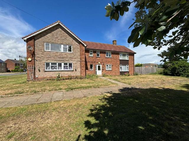 Flat for sale in Key Street, Suffolk