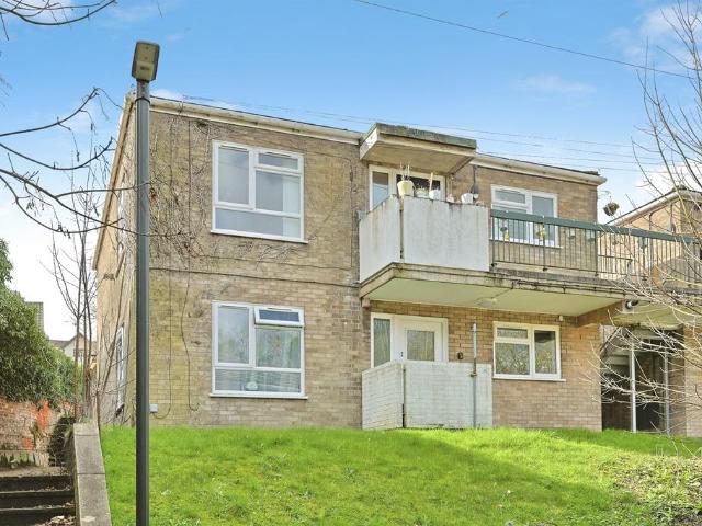 Flat for sale in Lakenham, East Bank