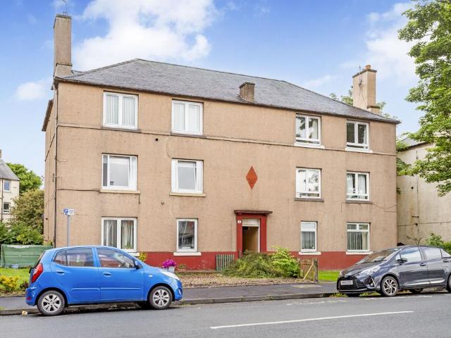 Flat for sale in Moat, Slateford