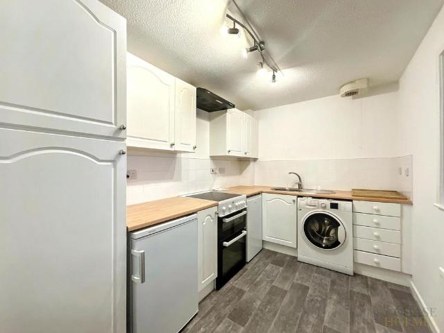 Flat for sale in Hebburn, Tyne And Wear