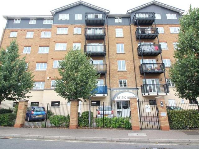 Flat for sale in Hamerton, Kent