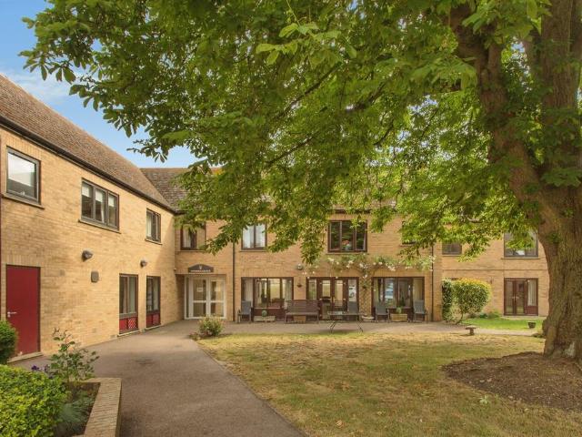 Flat for sale in Arrington, Cambridgeshire