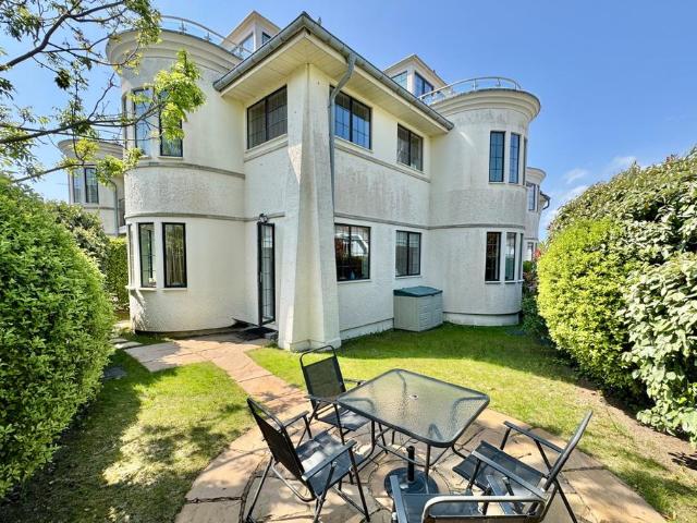 Flat for sale in Swanage, East Dorset