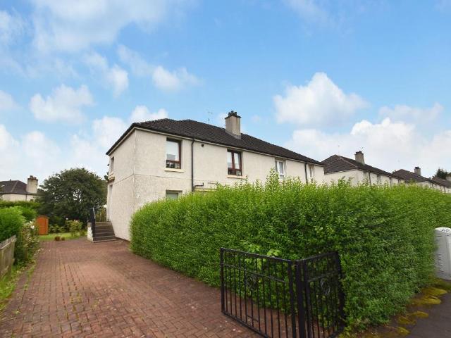 Flat for sale in Drumoyne, Scotland