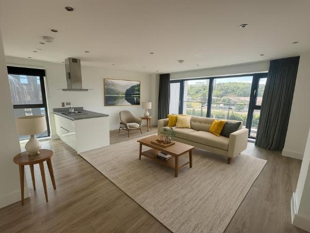 Flat for sale in Cardiff International Sports Village, Falcon Lodge