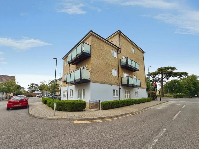 Flat for sale in Blendon, Greater London