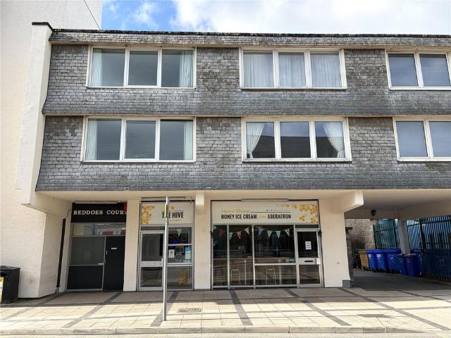 Flat for sale in Saundersfoot, Wales